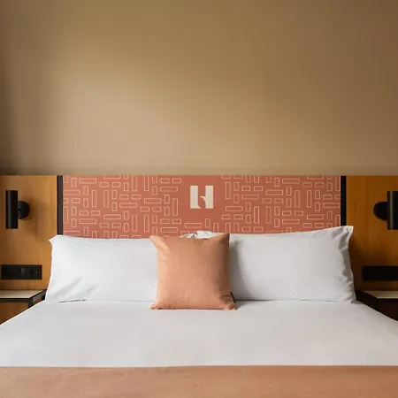 Limehome Julio Urquijo Aparthotel Bilbao