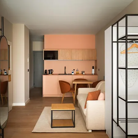 Limehome Julio Urquijo Bilbao