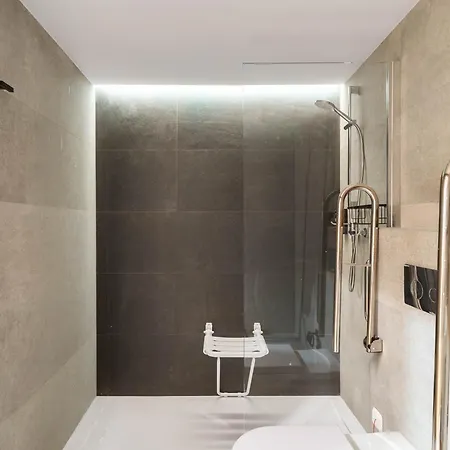 Limehome Deusto 3*
